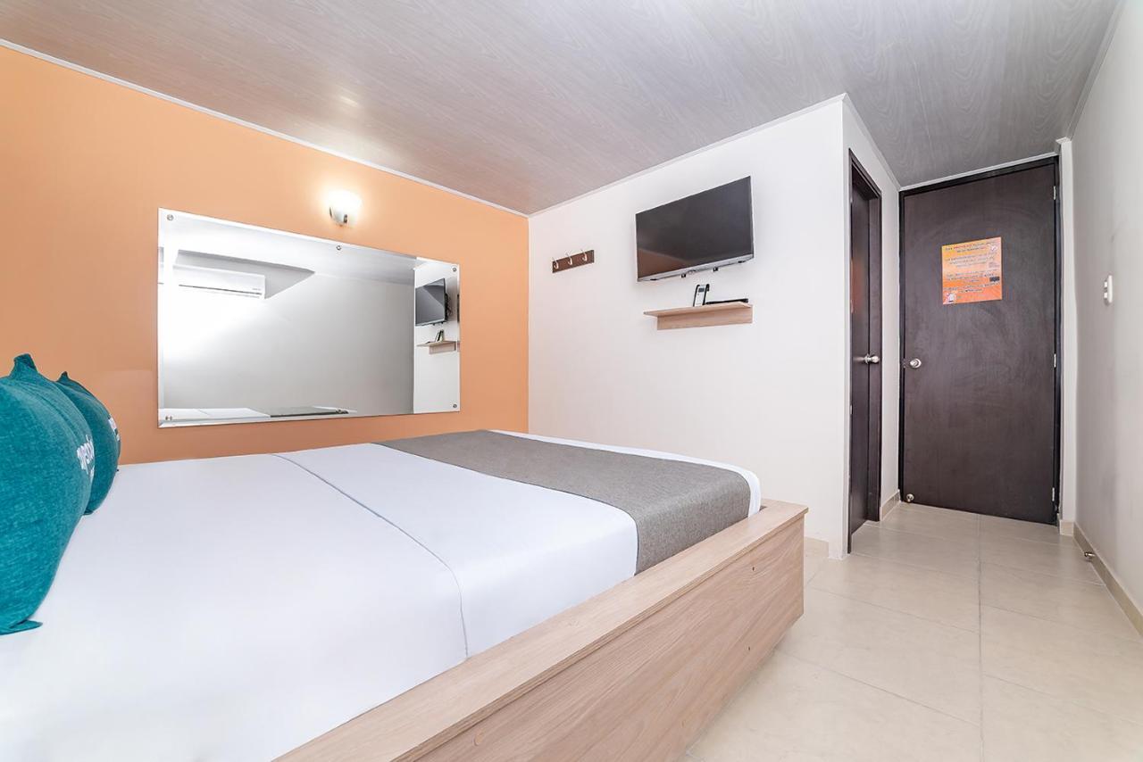Ayenda Hospedaje Wiv Cúcuta Zewnętrze zdjęcie